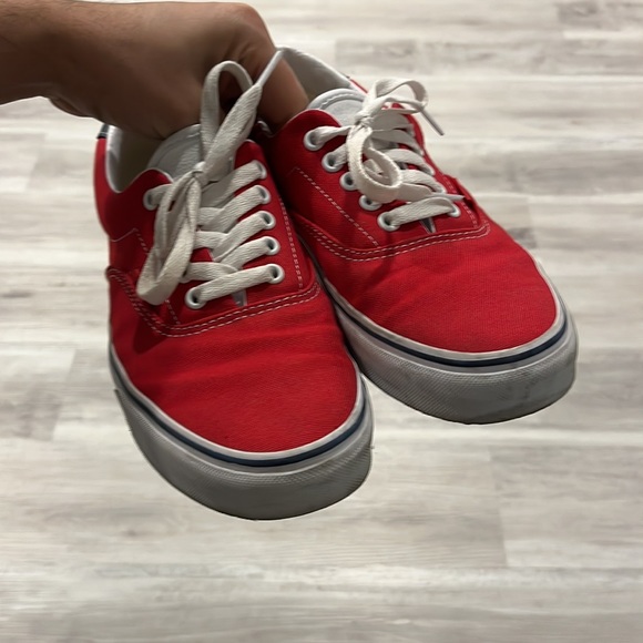 Vans era - Picture 2 of 5